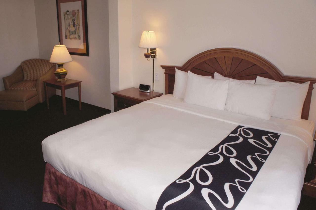La Quinta By Wyndham Omaha Airport Downtown Hotel Carter Lake Buitenkant foto