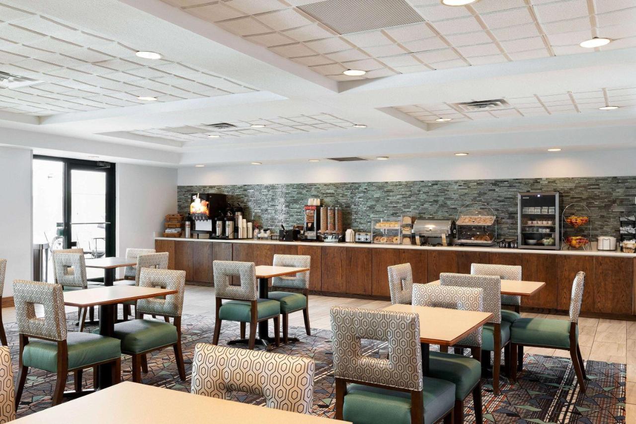 La Quinta By Wyndham Omaha Airport Downtown Hotel Carter Lake Buitenkant foto